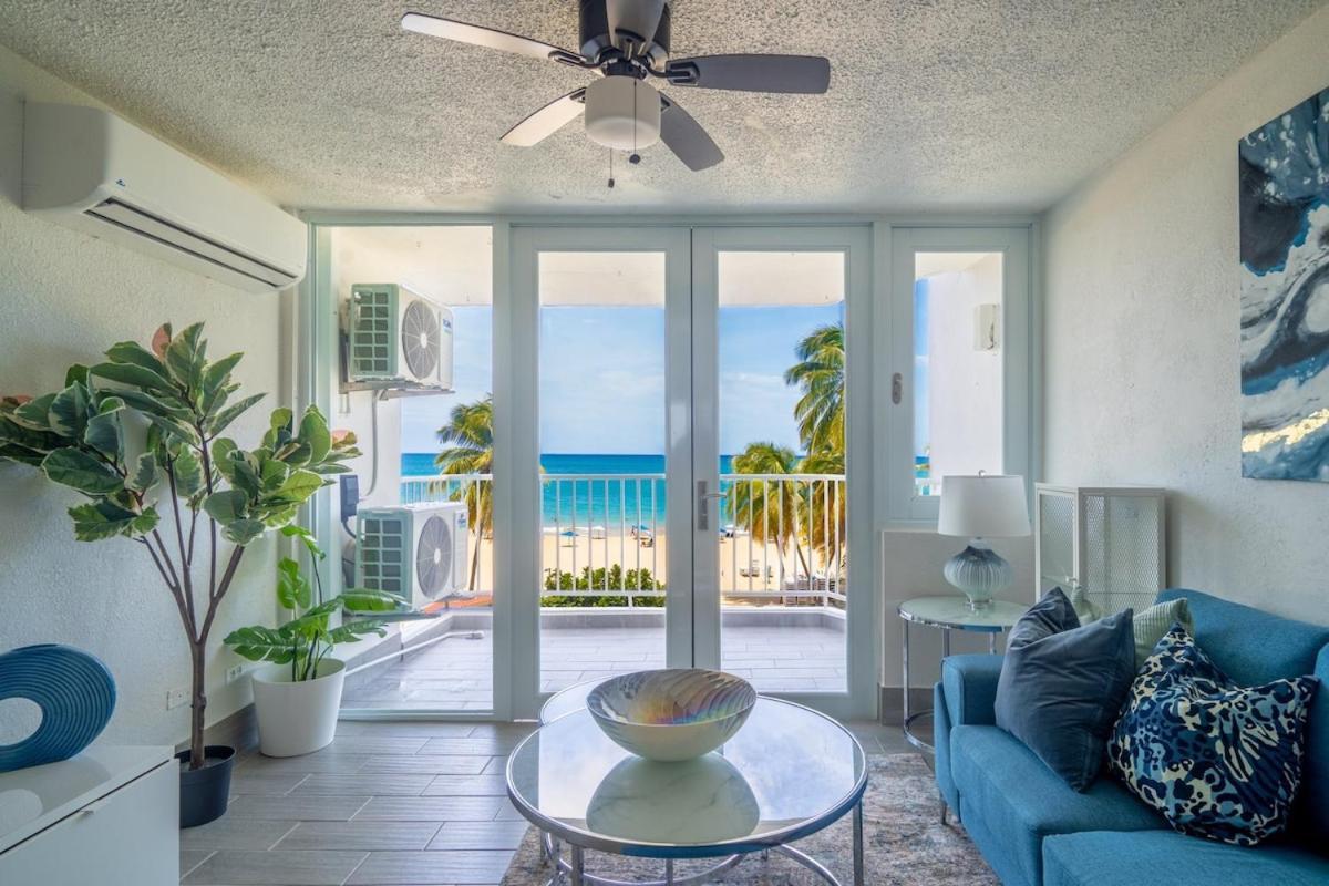 Sunset Paradise Cozy Beachfront Escape - Isla Verde 圣胡安 外观 照片