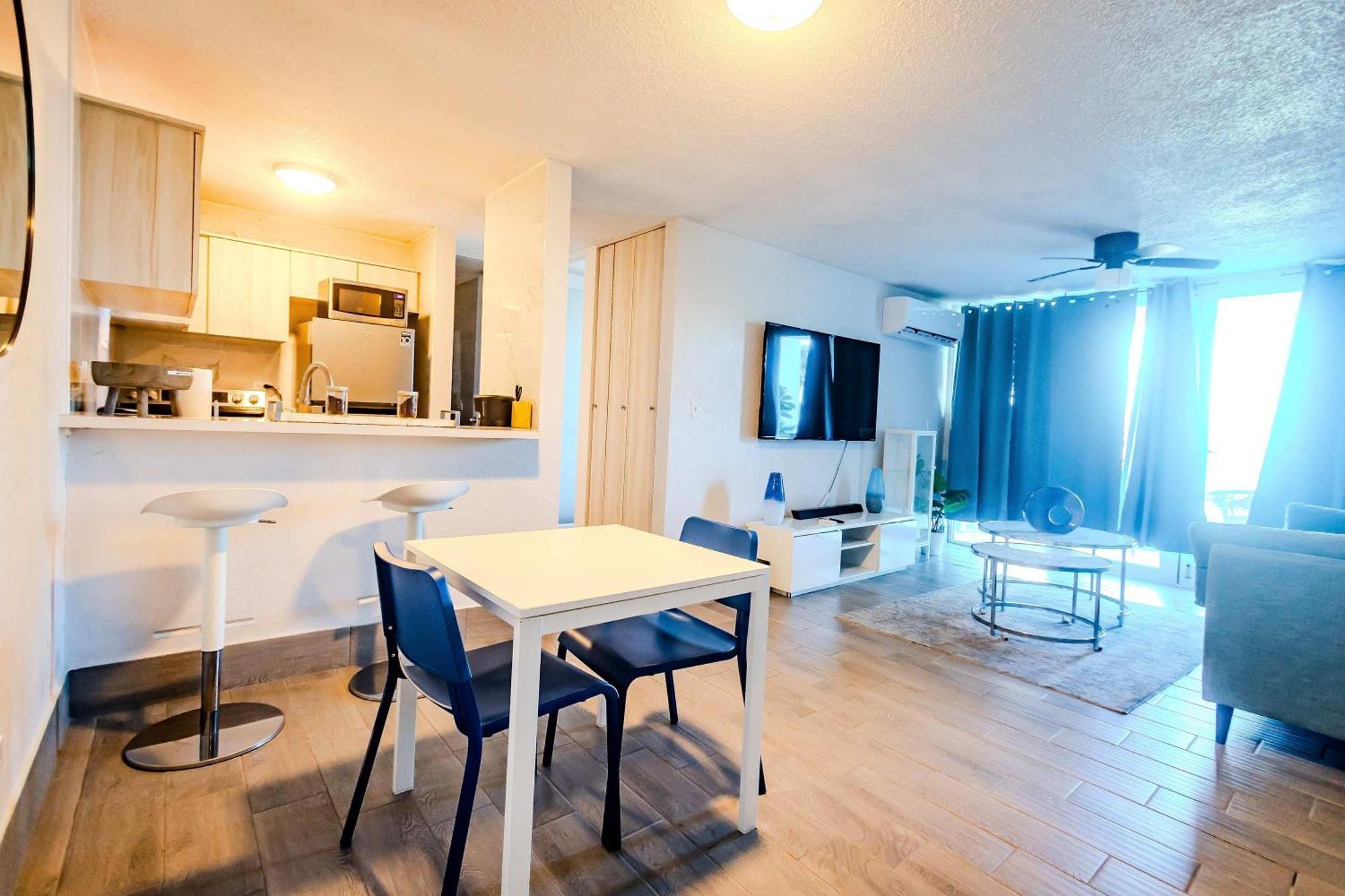Sunset Paradise Cozy Beachfront Escape - Isla Verde 圣胡安 外观 照片