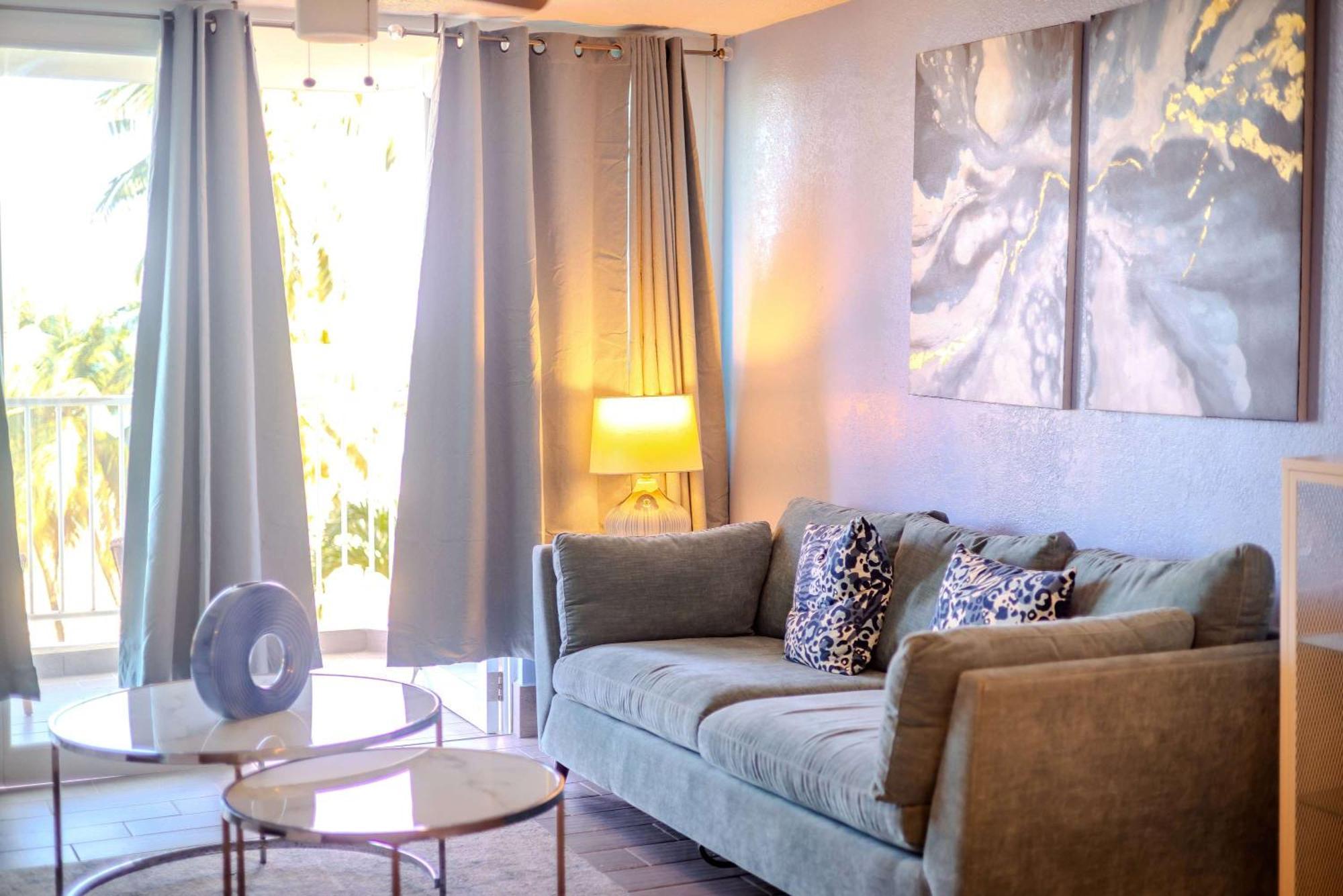 Sunset Paradise Cozy Beachfront Escape - Isla Verde 圣胡安 外观 照片