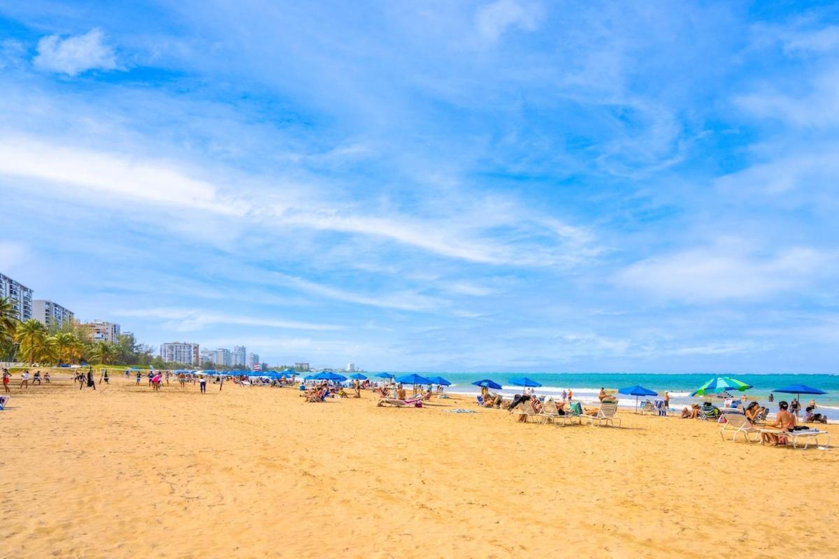 Sunset Paradise Cozy Beachfront Escape - Isla Verde 圣胡安 外观 照片